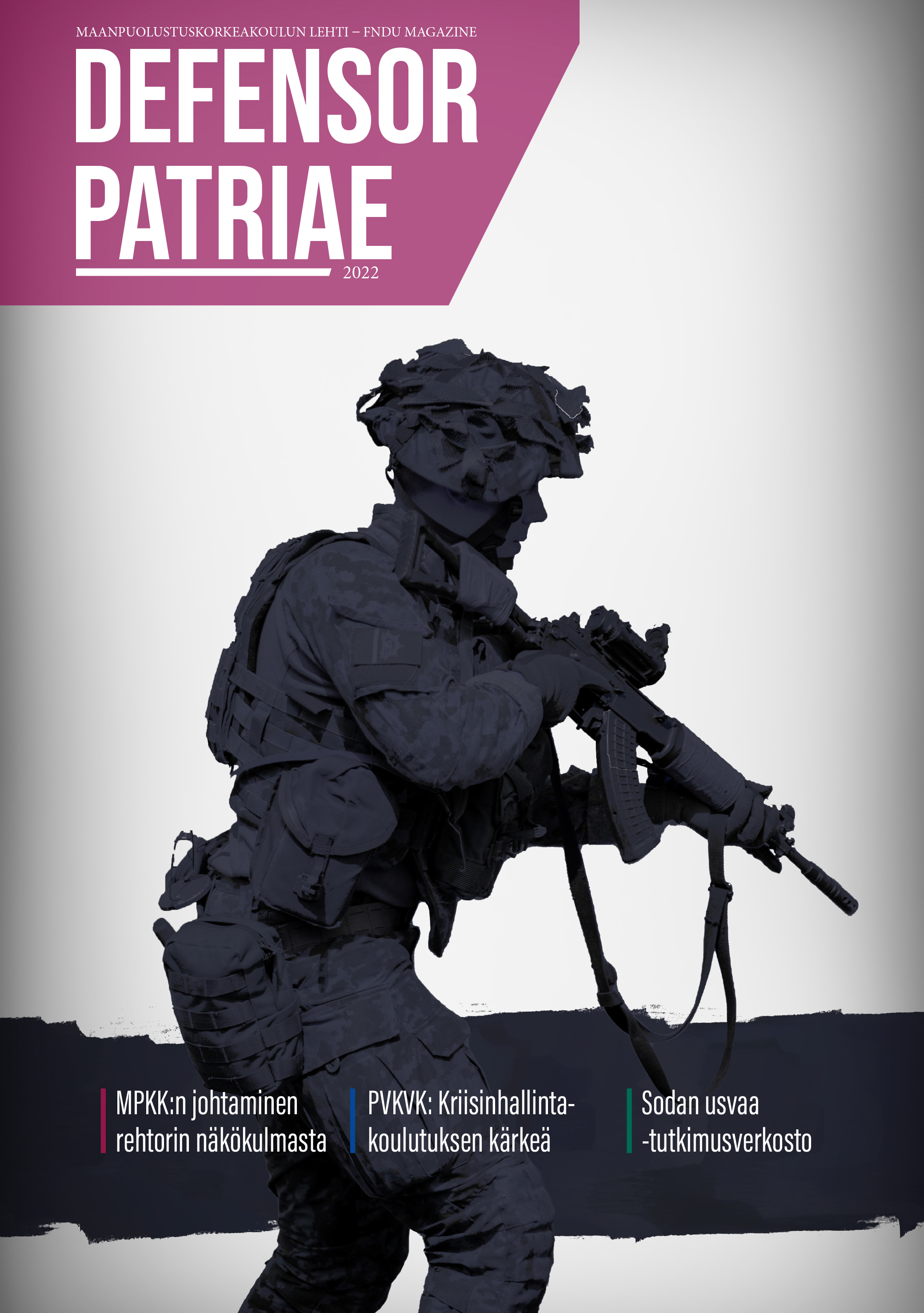 Defensor Patriae -lehden kansikuva, jossa taisteluvarusteissa oleva sotilas kulkee maastossa. Kuva on stilisoitu mustavalkoiseksi ja anonyymiksi. 