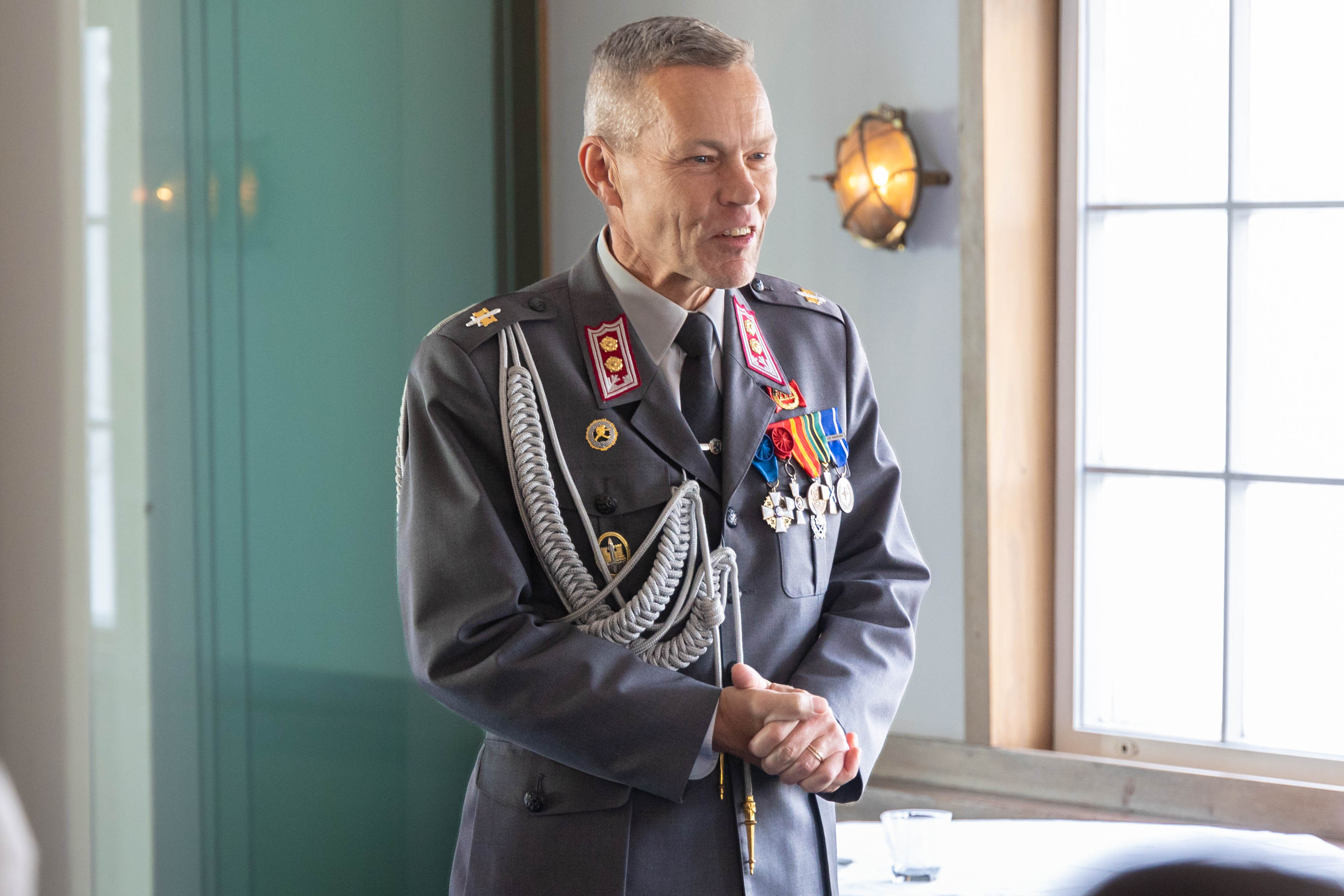 Puolustusvoimien kansainvälisen keskuksen johtaja, everstiluutnantti Niclas von Bonsdorff.